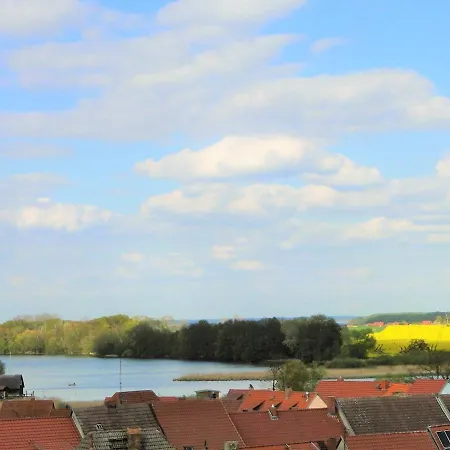 Ruhige Maisonette-Wohnung Mit Blick Ueber Roebel Appartement Röbel