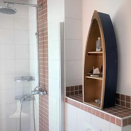 Ruhige Maisonette-Wohnung Mit Blick Ueber Roebel