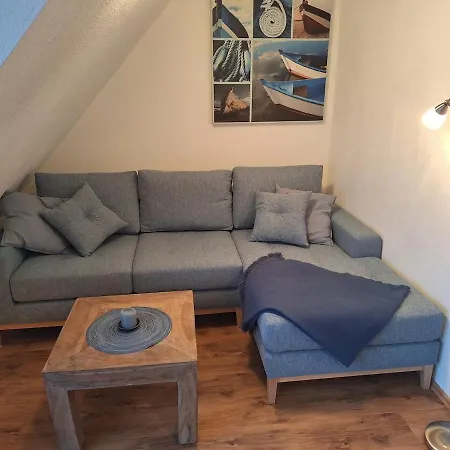 Ruhige Maisonette-Wohnung Mit Blick Ueber Roebel Appartement