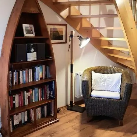 Ruhige Maisonette-Wohnung Mit Blick Ueber Roebel Appartement *
